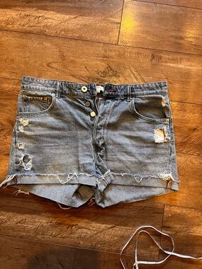 H&M denim distressed shorts
